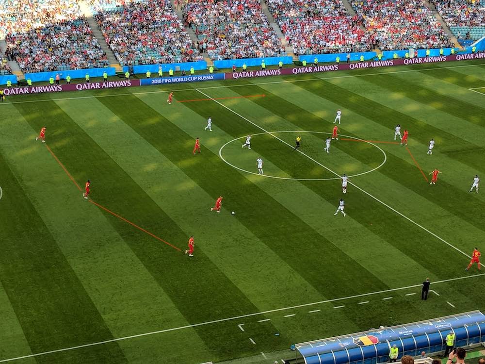 刺球员之间 刺球员之间